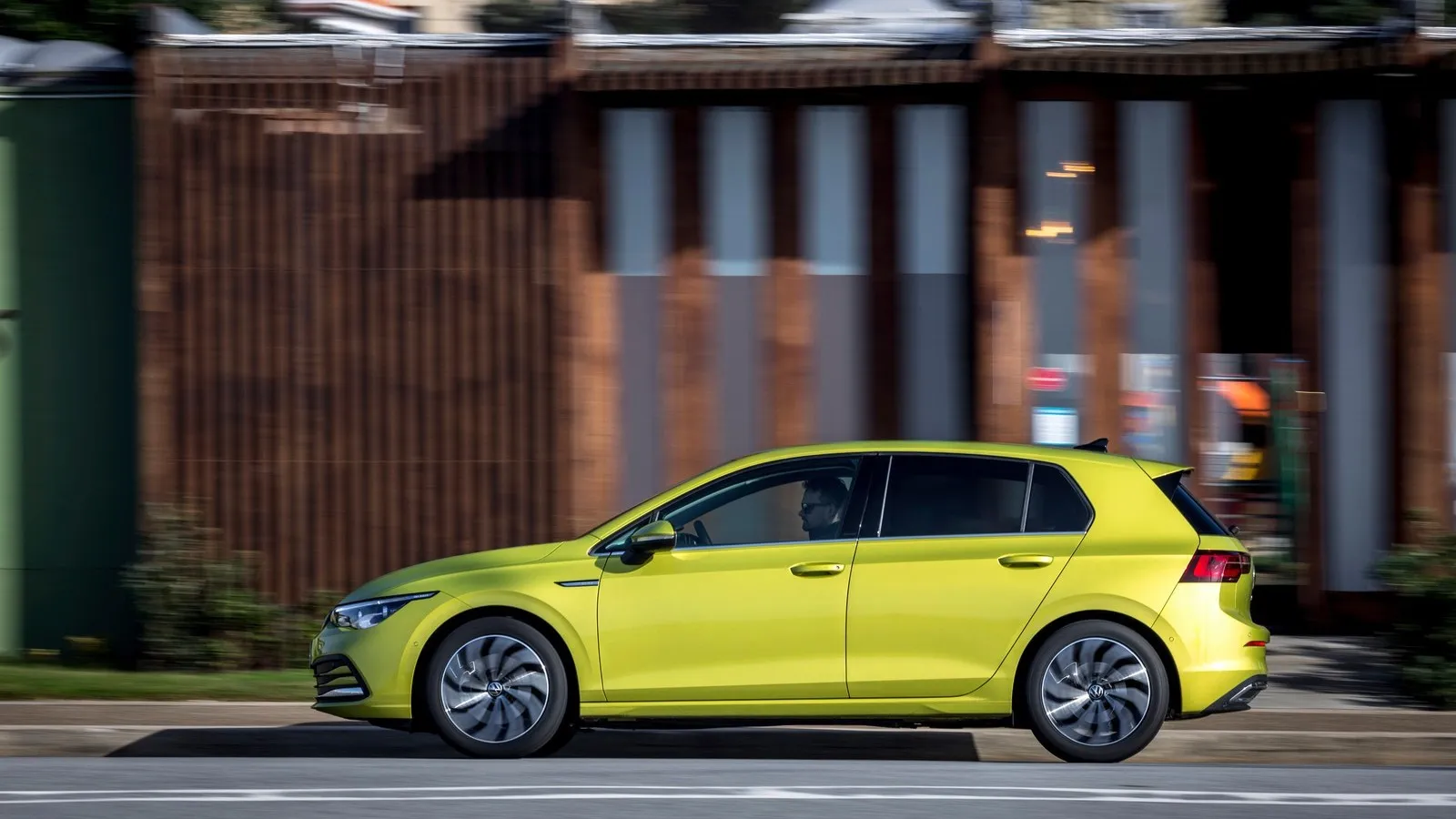 VW GOLF 8
